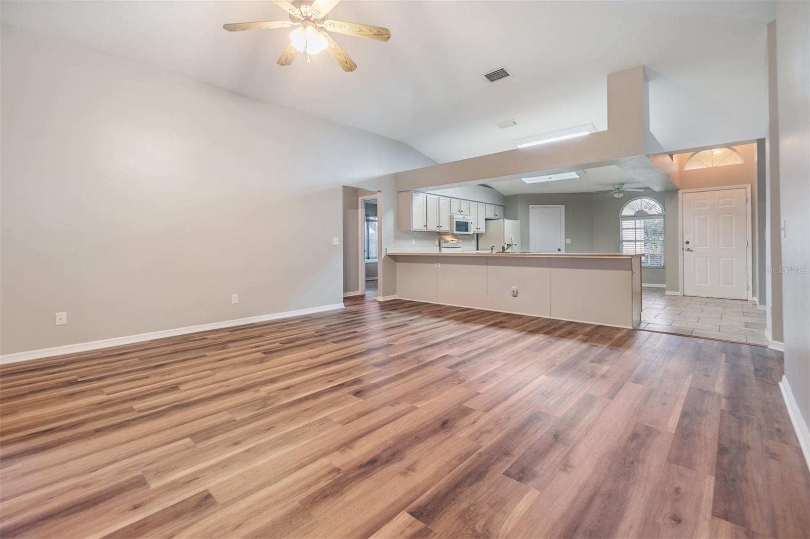 6928 STEPHENS PATH