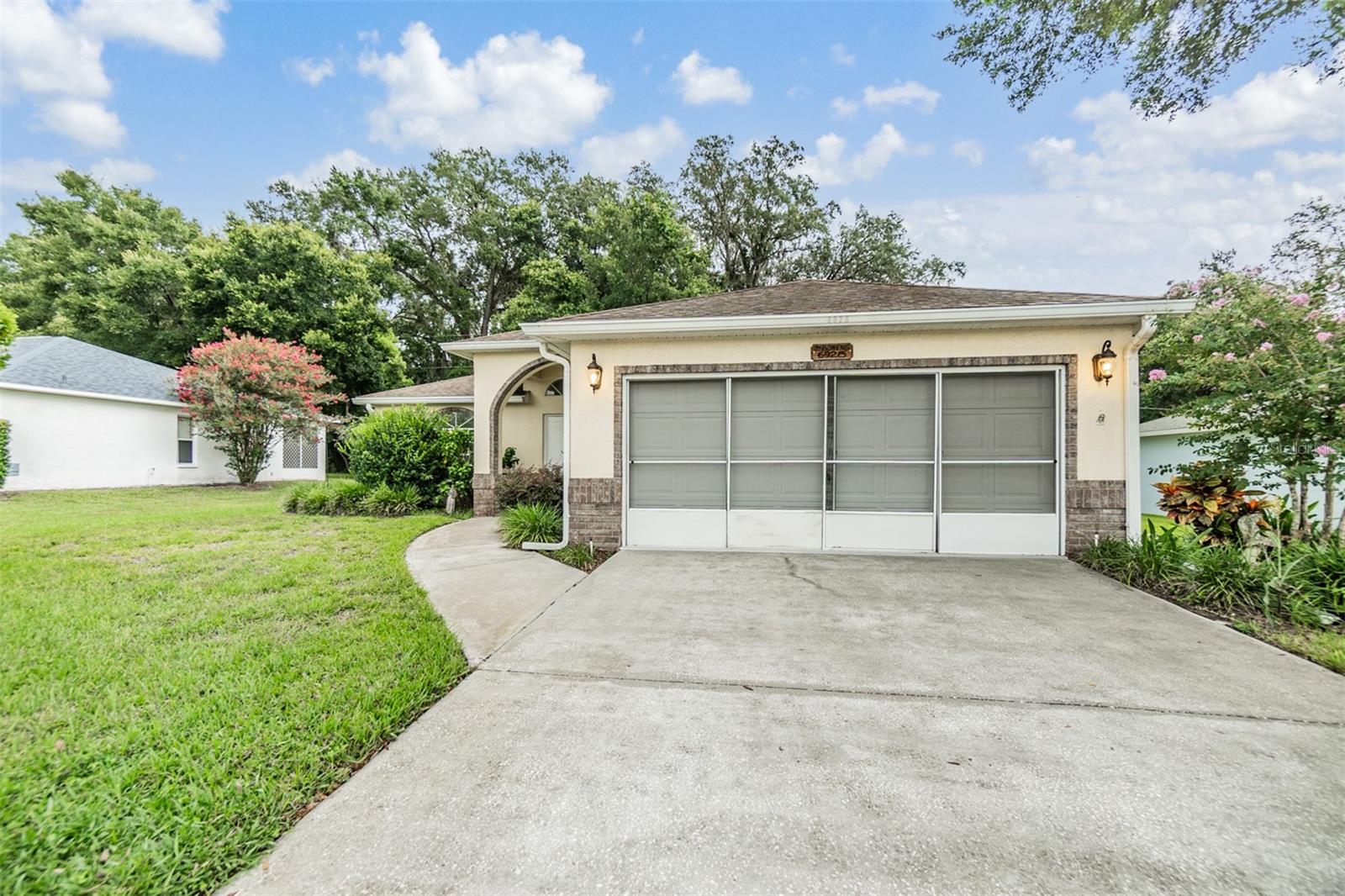6928 STEPHENS PATH