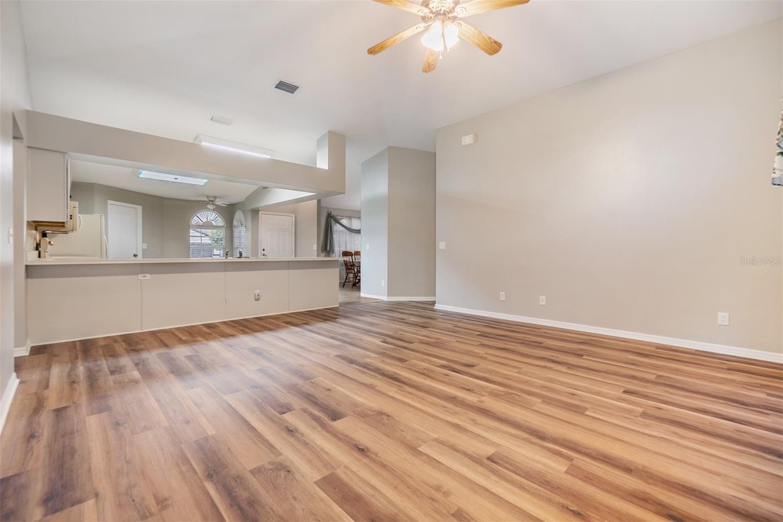 6928 STEPHENS PATH