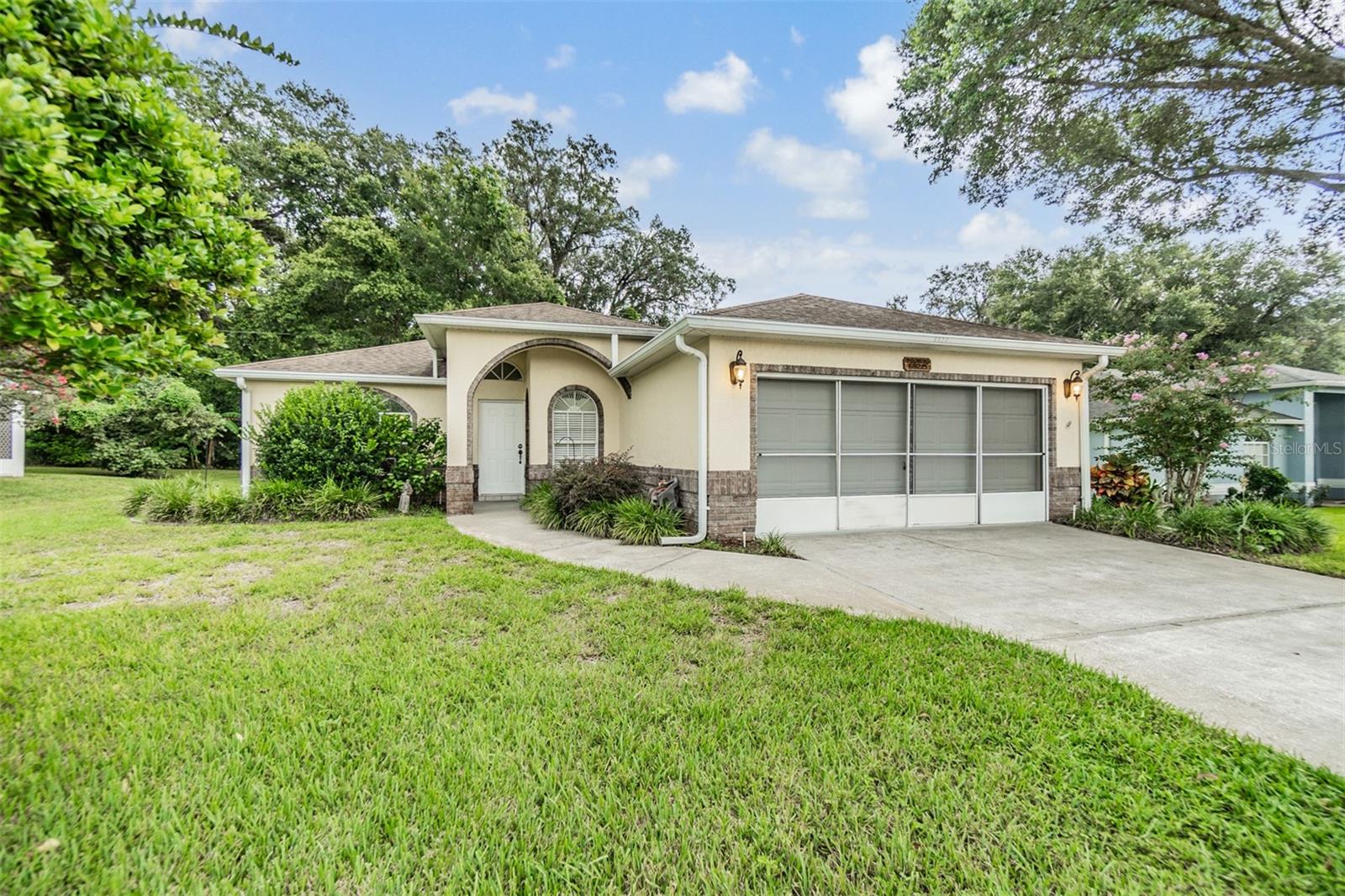 6928 STEPHENS PATH