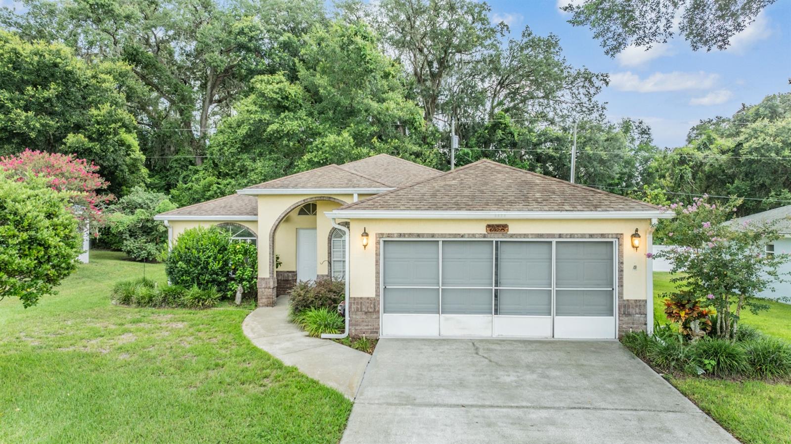 6928 STEPHENS PATH