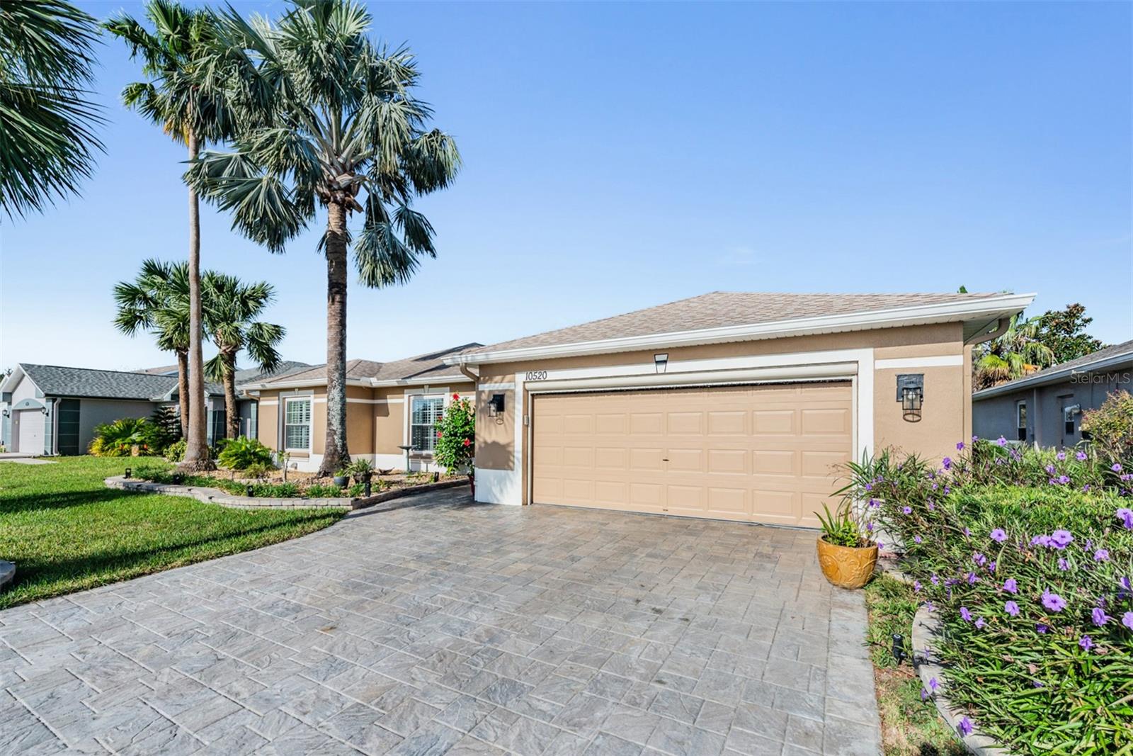 10520 COLLAR DR
