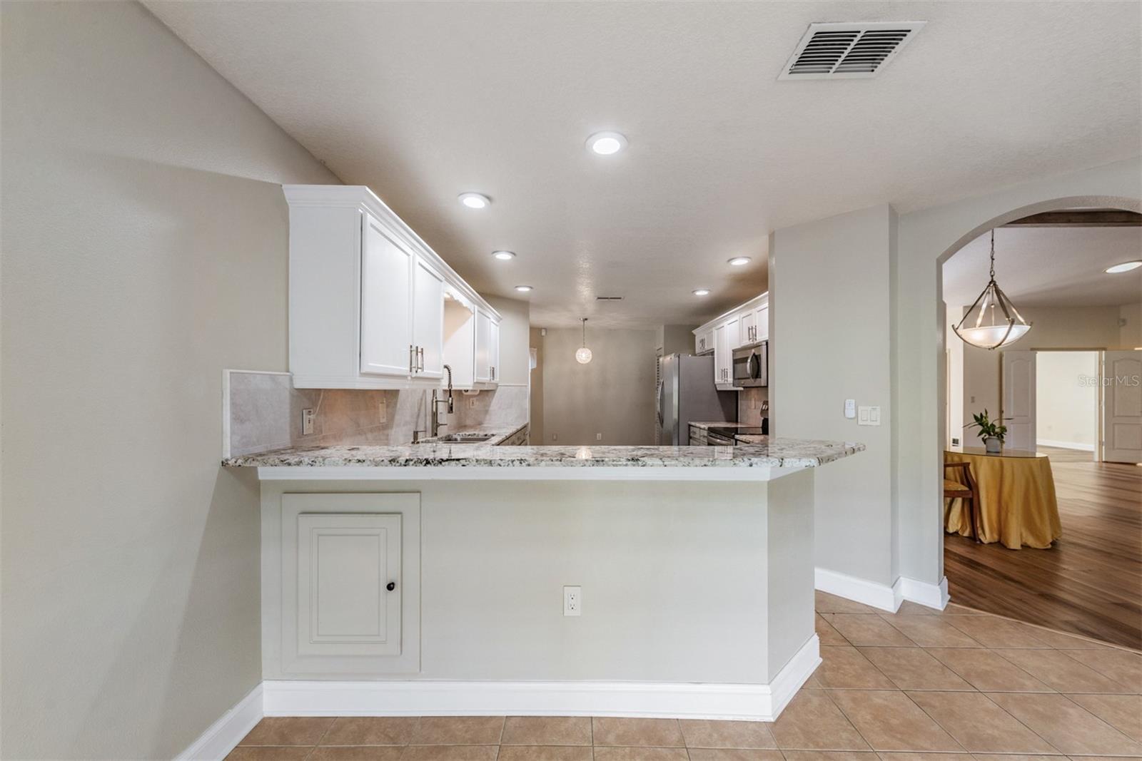 10520 COLLAR DR