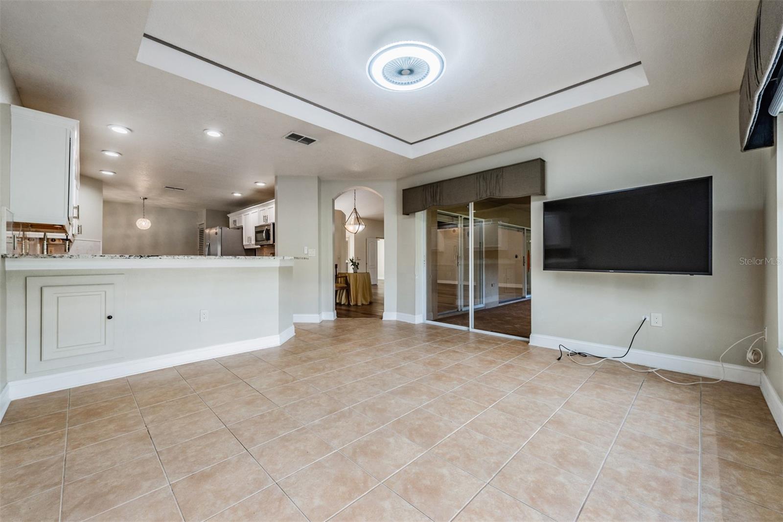 10520 COLLAR DR