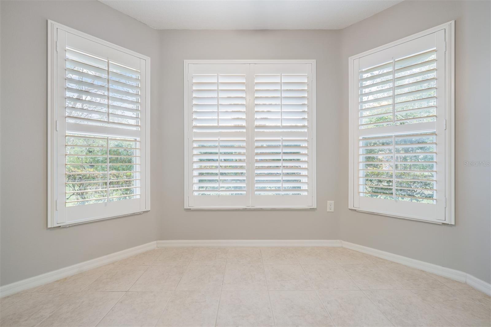 10230 OLD TAMPA BAY DR