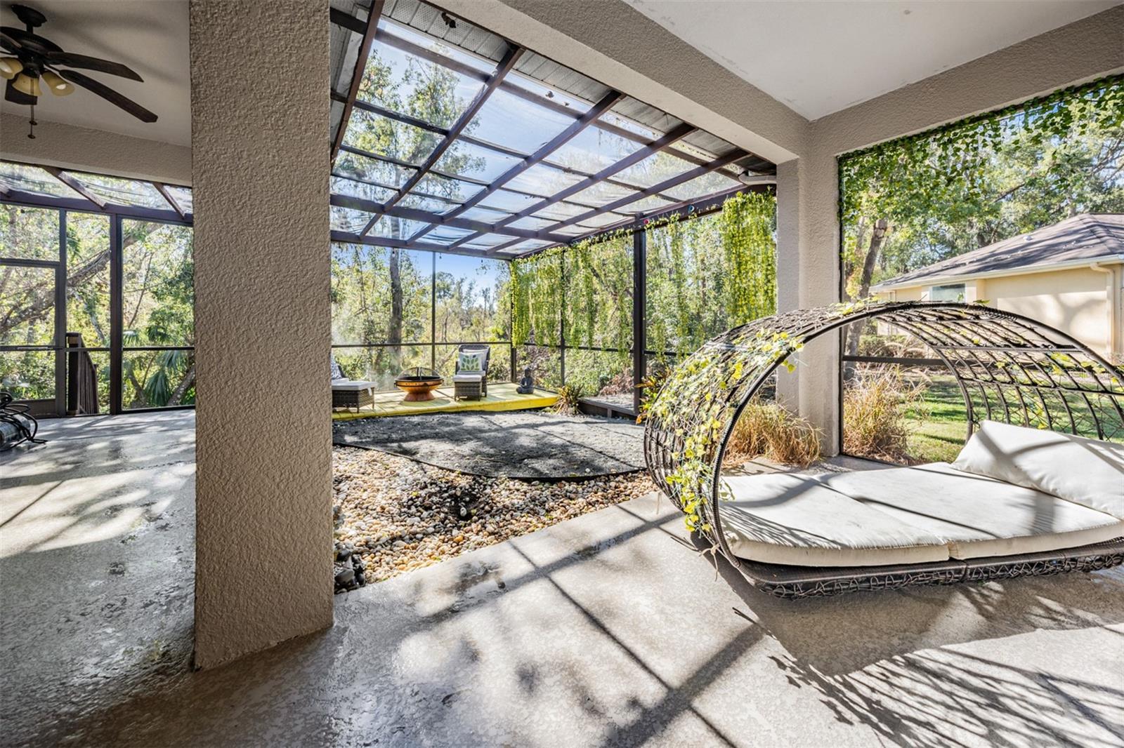 12306 WOODLANDS CIR