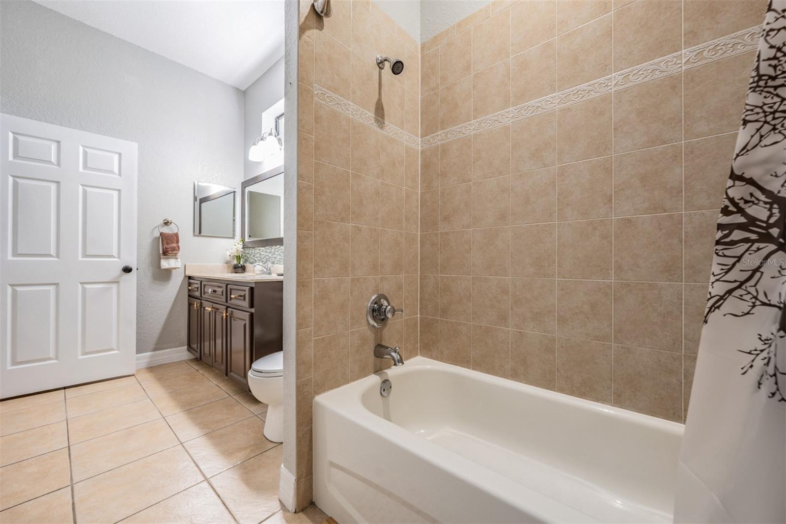 12306 WOODLANDS CIR