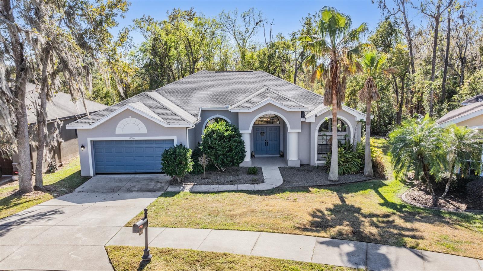 12306 WOODLANDS CIR