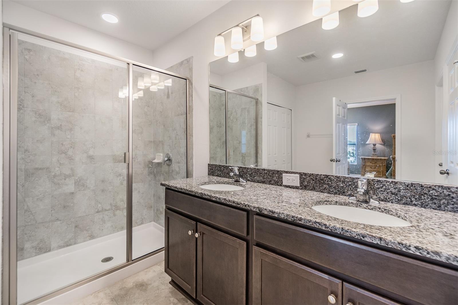 12285 HILLTOP FARMS DR