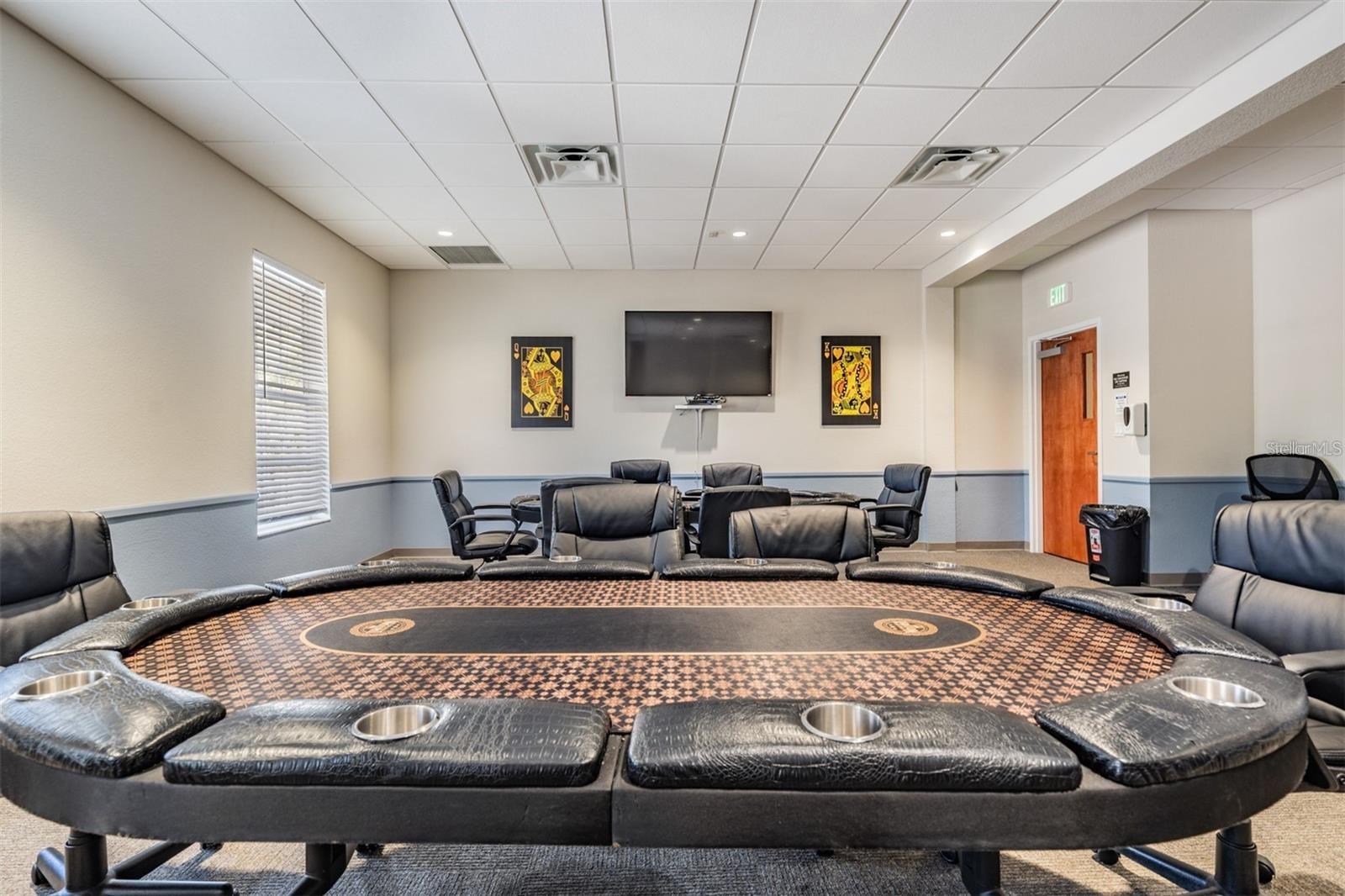 10237 COLLAR DR