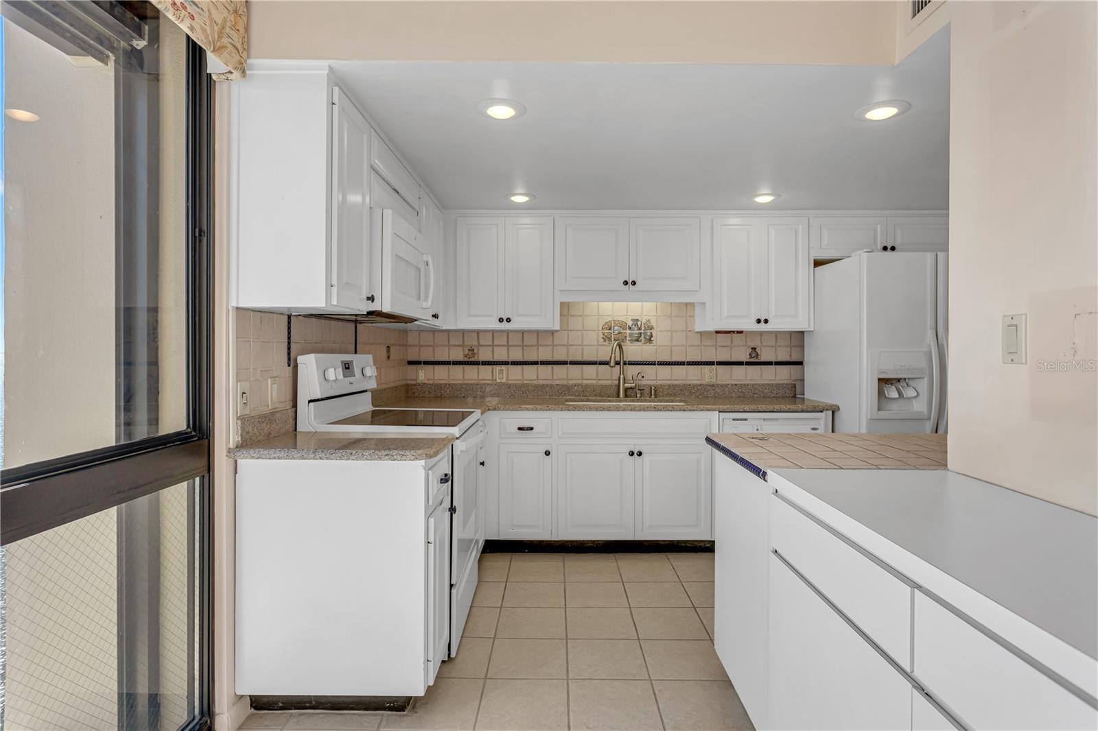 3301 BAYSHORE BLVD #2007B