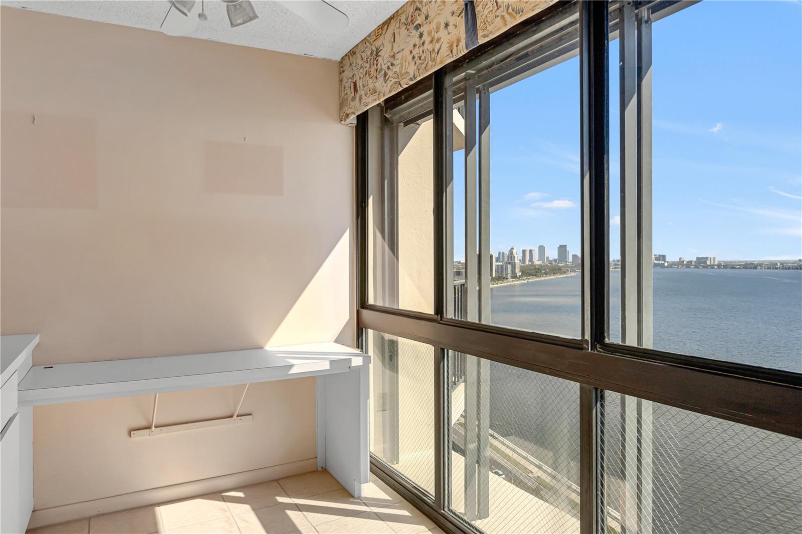 3301 BAYSHORE BLVD #2007B