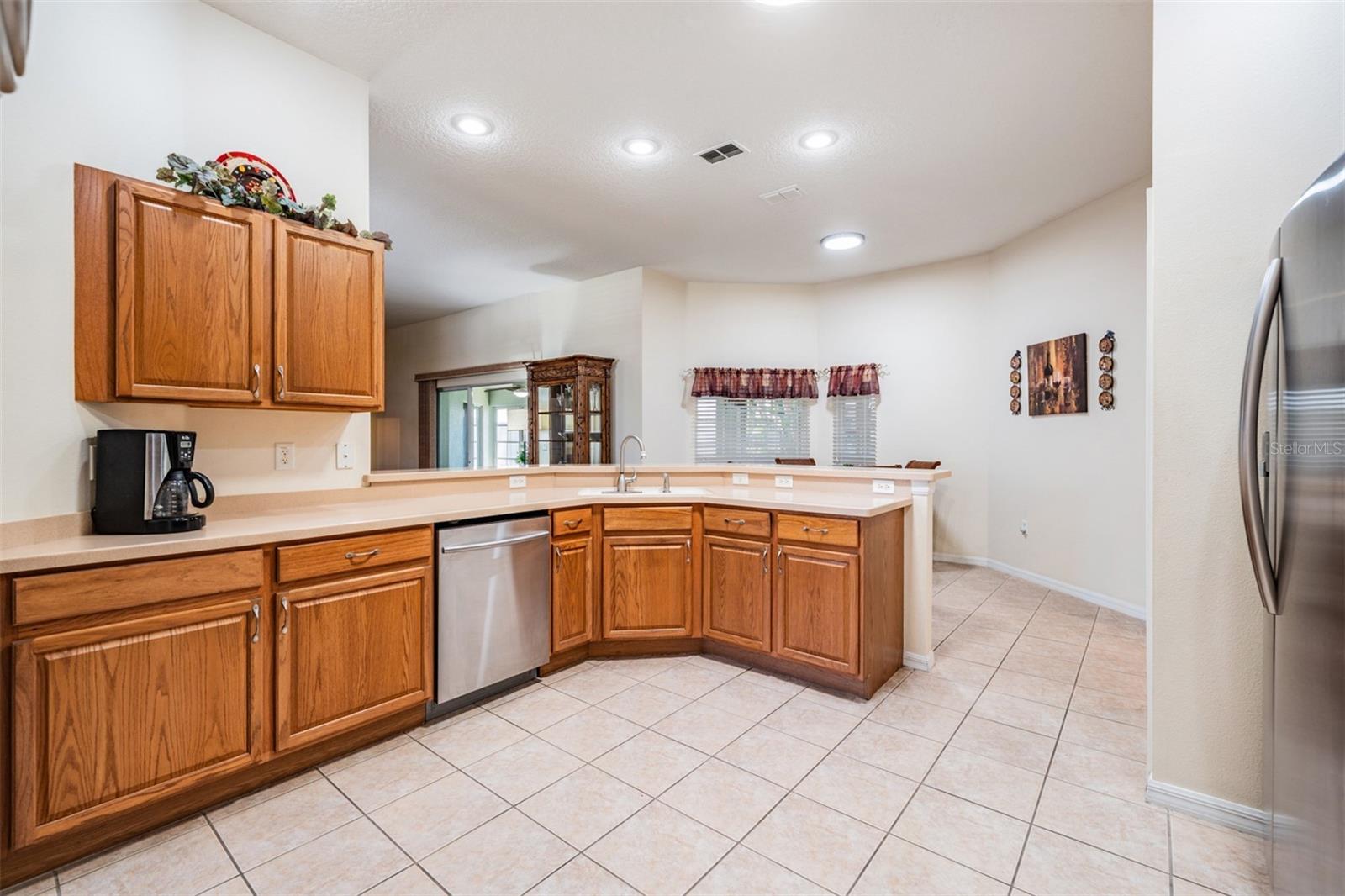 10216 MOSHIE LN