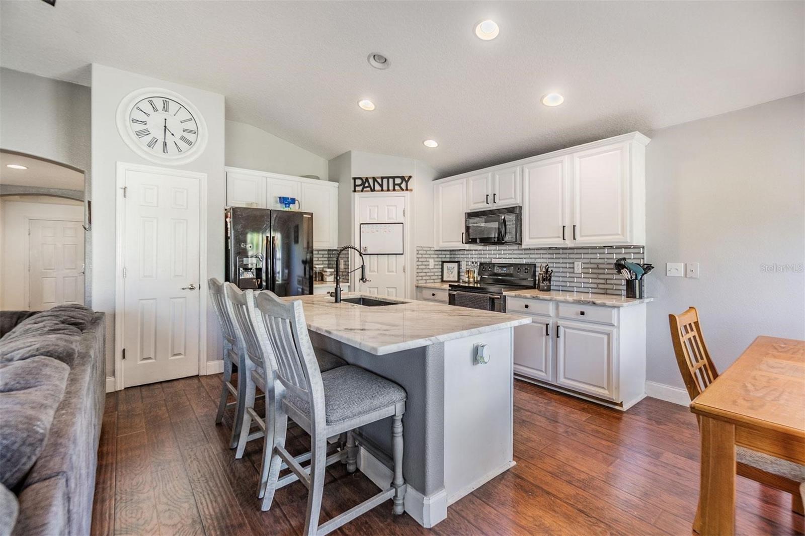 6044 SWEET WILLIAM TER