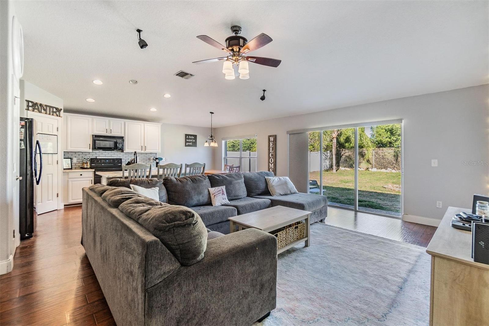 6044 SWEET WILLIAM TER