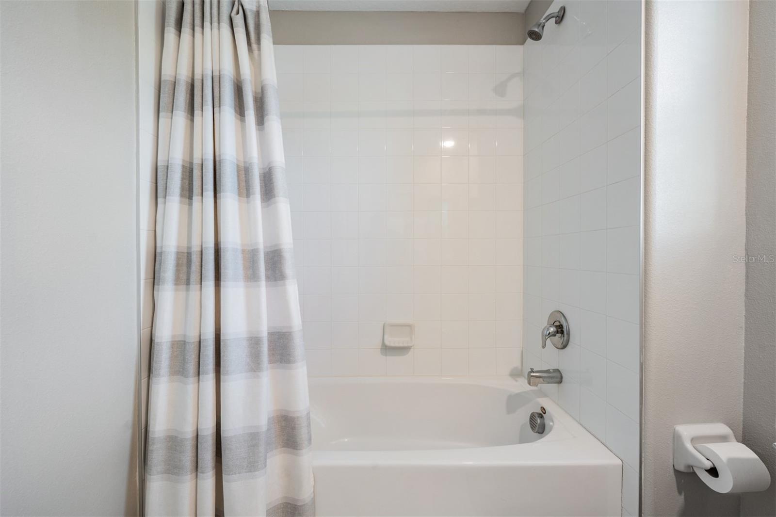 4550 GLOBE THISTLE DR