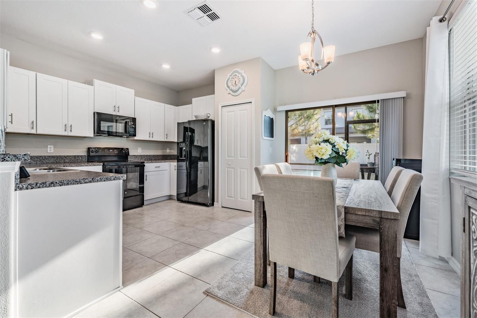 4550 GLOBE THISTLE DR