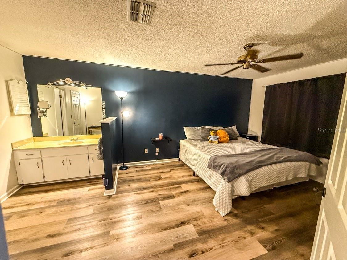 35058 WHISPERING OAKS BLVD