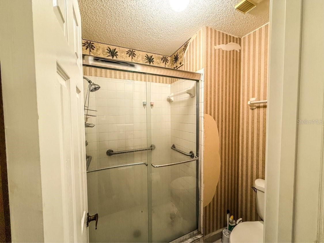 35058 WHISPERING OAKS BLVD