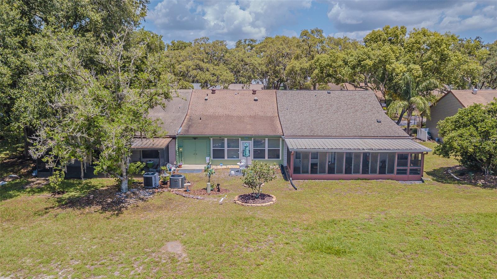 35058 WHISPERING OAKS BLVD