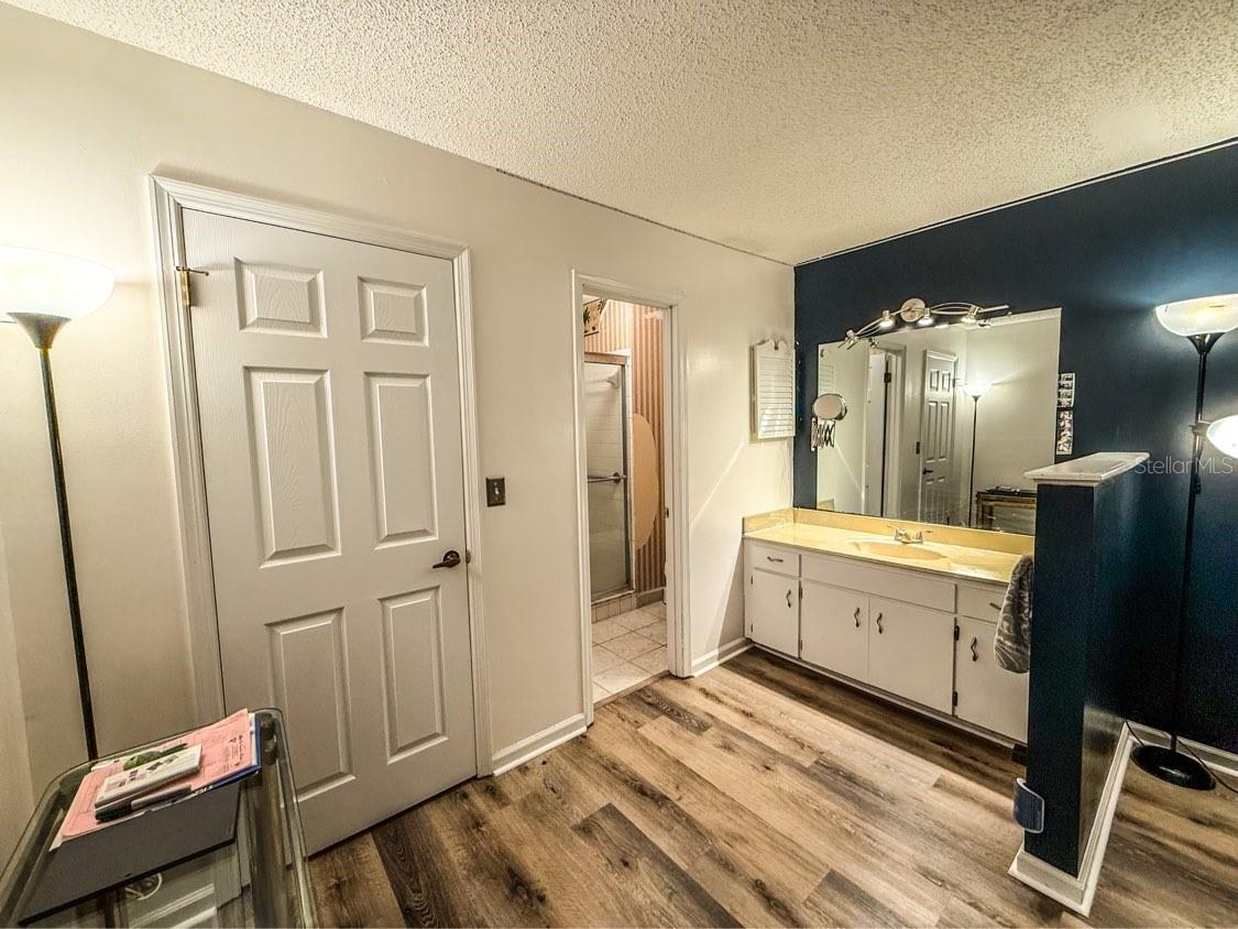 35058 WHISPERING OAKS BLVD