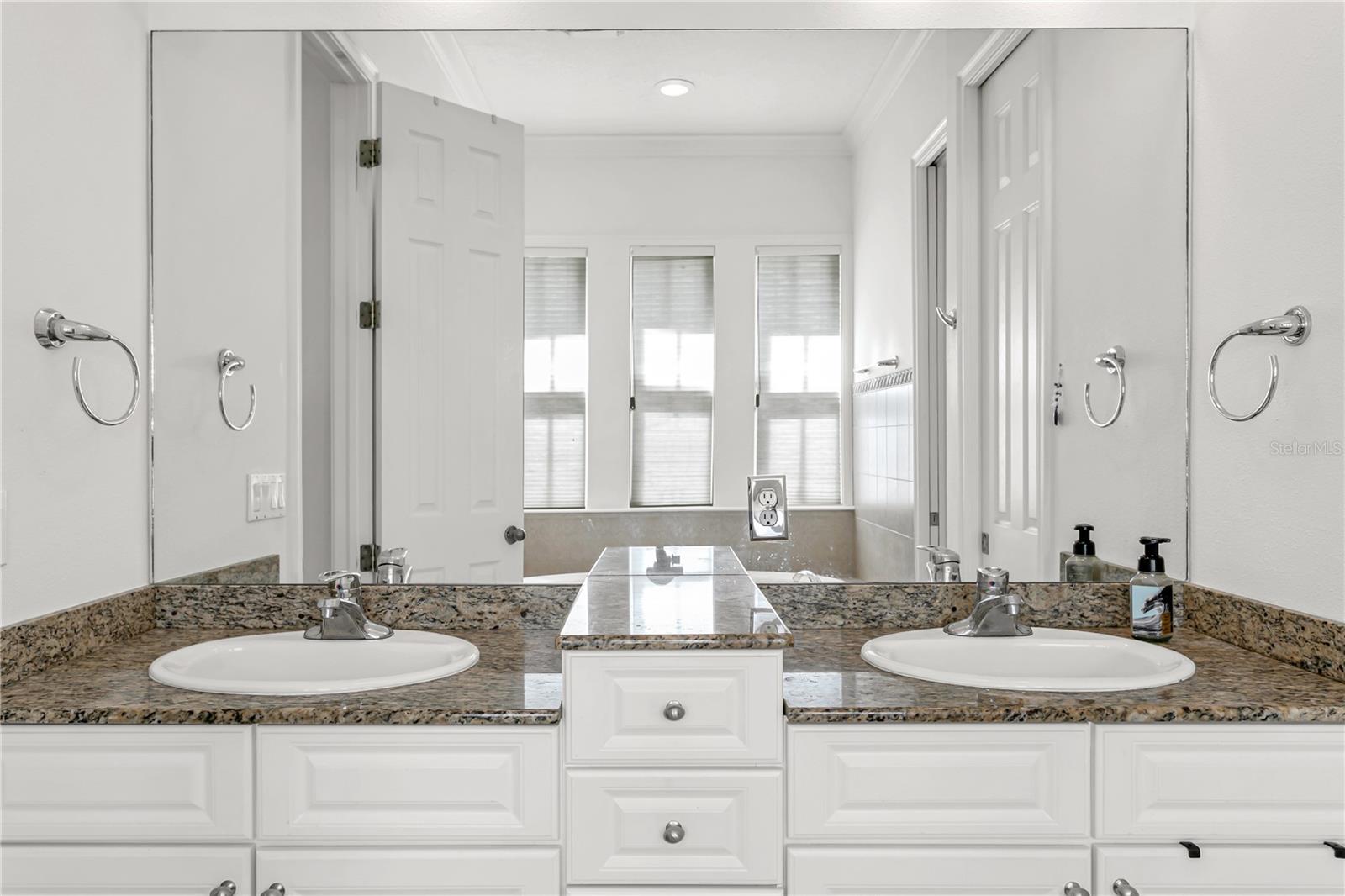 3010 W STOVALL ST #E