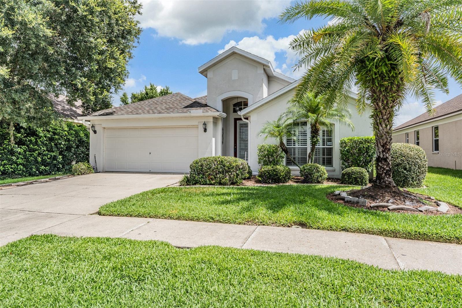 5503 TERRAIN DE GOLF DR