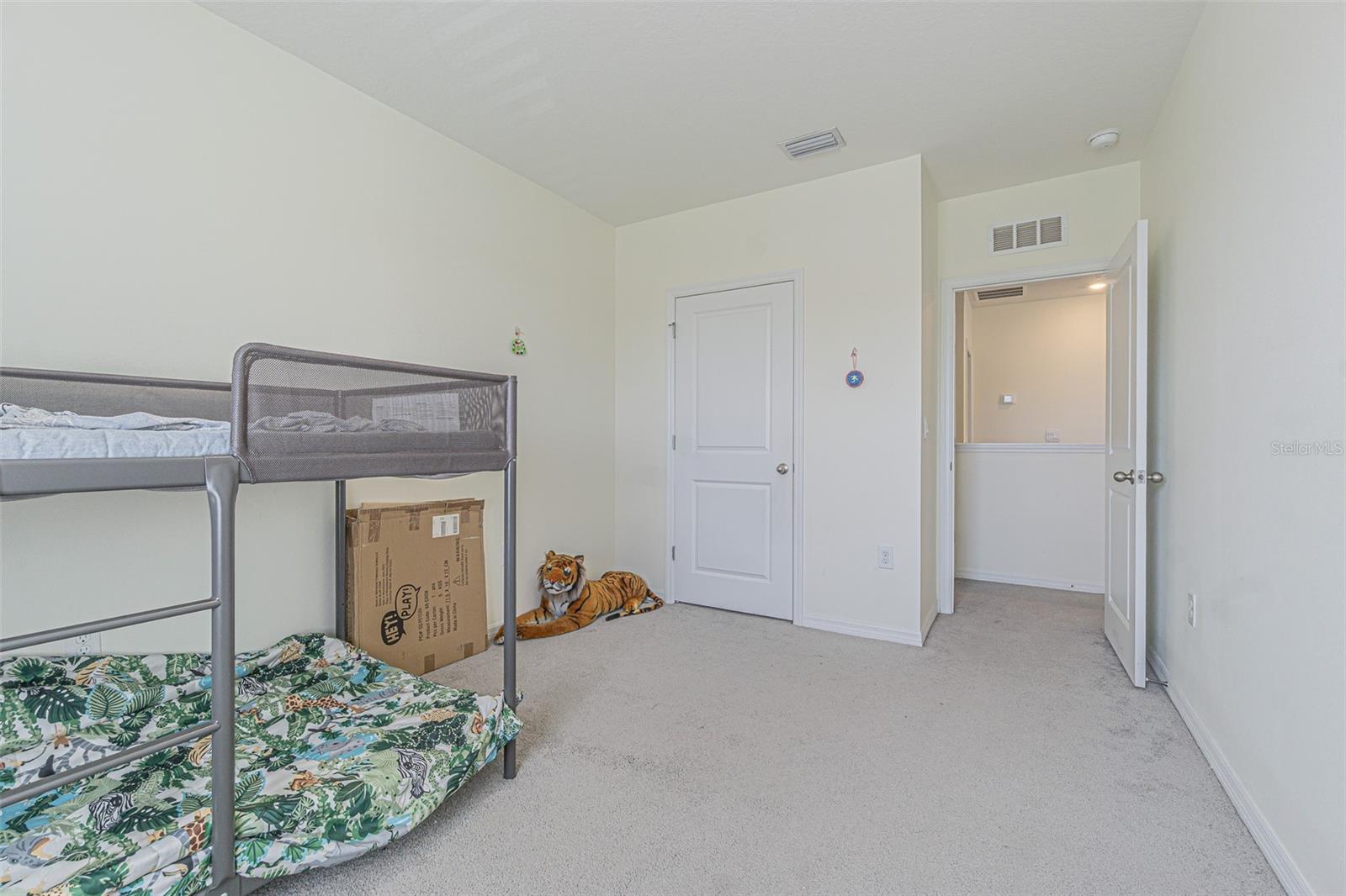 10612 PENNY GALE LOOP