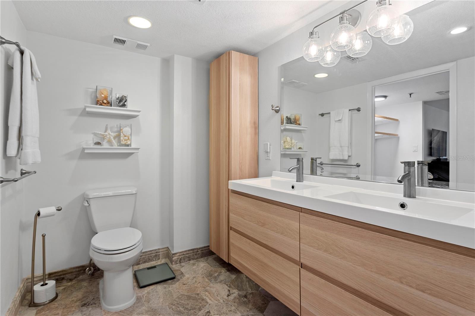 3301 BAYSHORE BLVD #2302E