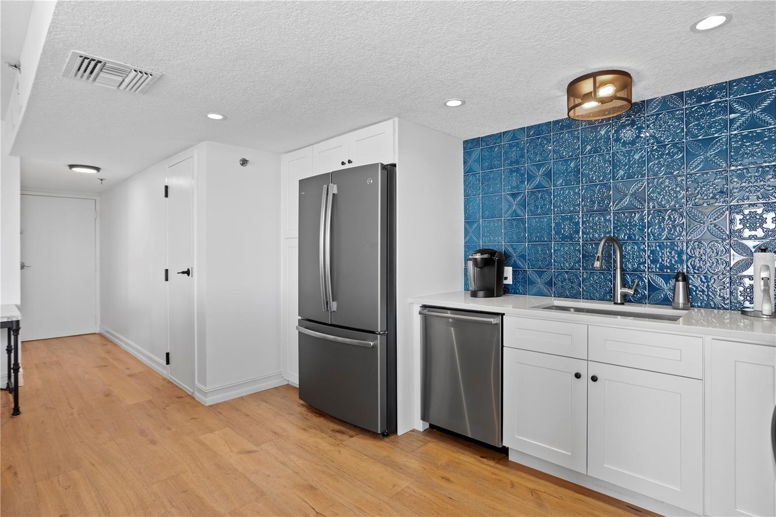 3301 BAYSHORE BLVD #2302E