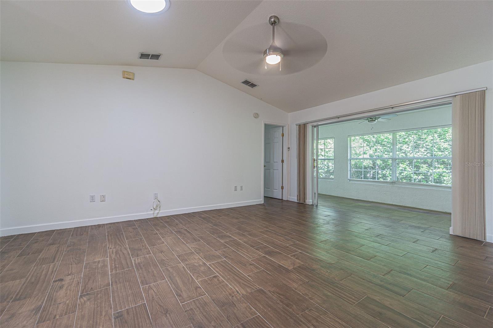 11027 DORMIE DR