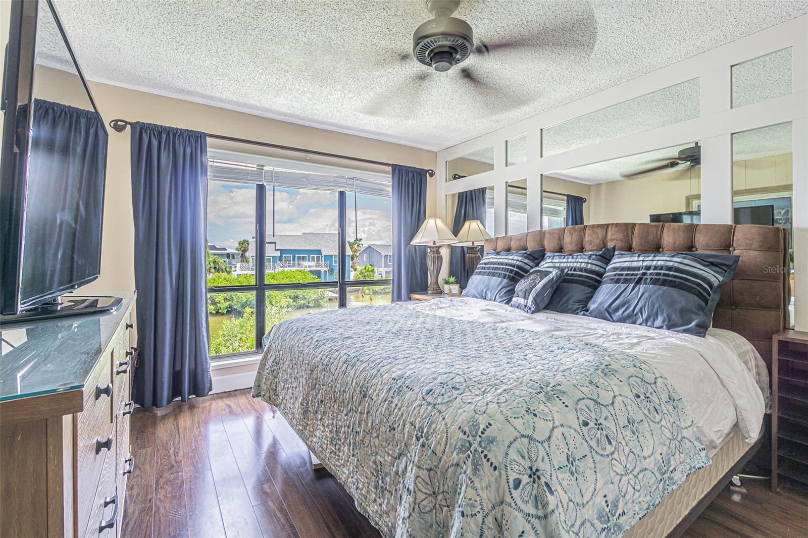 1 WINDRUSH BLVD #54