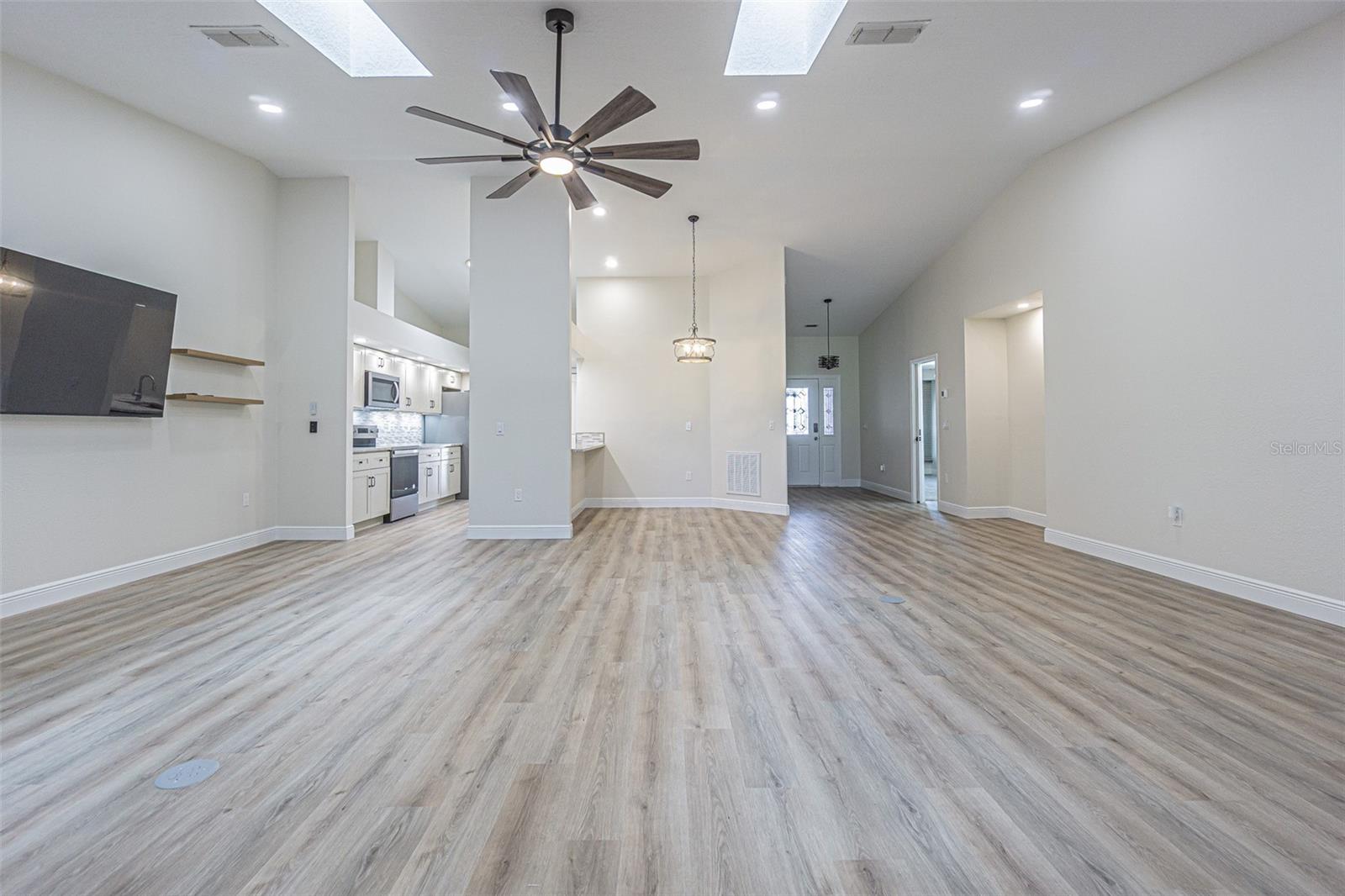 6533 BRENTWOOD DR