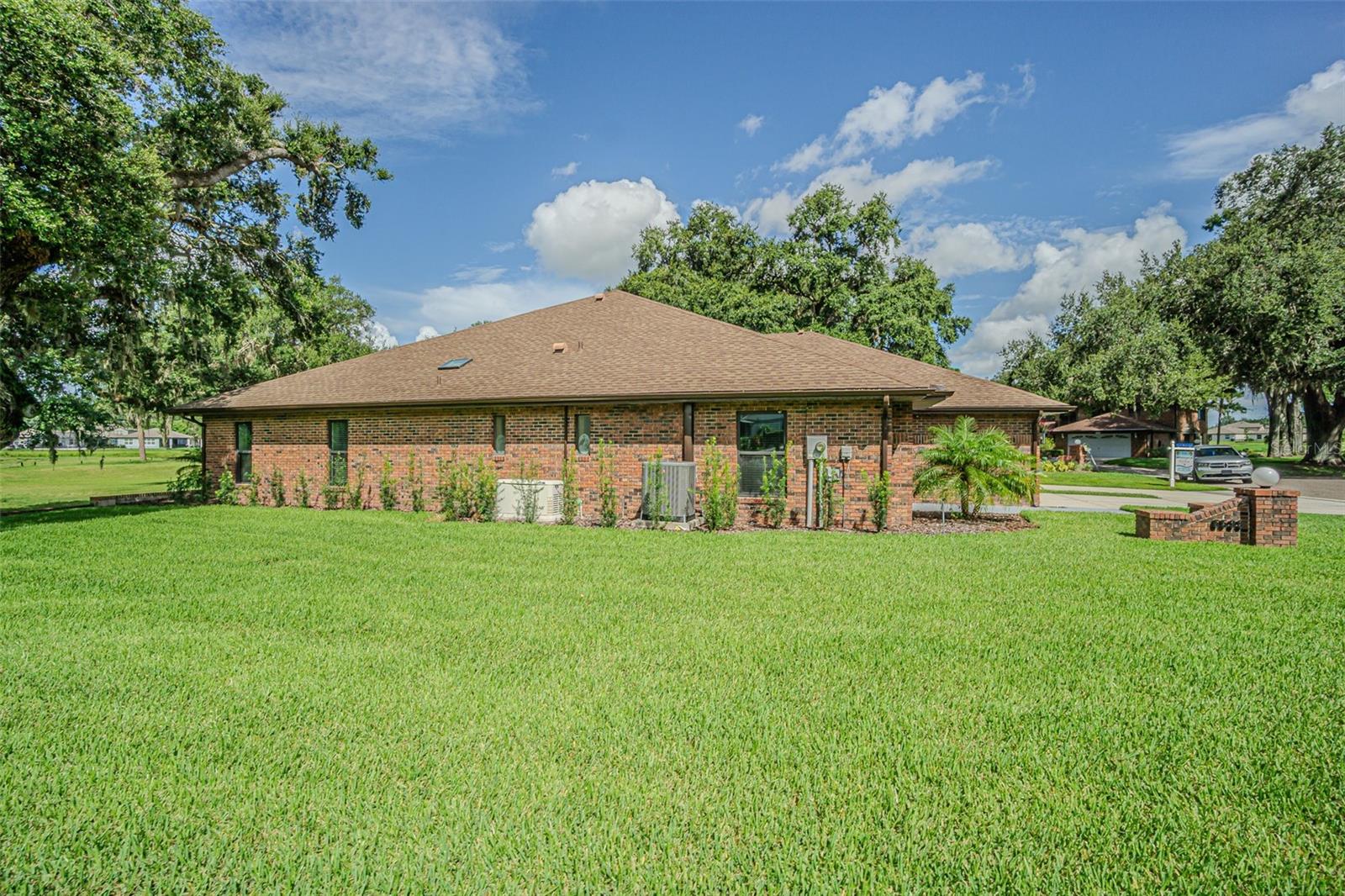 6533 BRENTWOOD DR