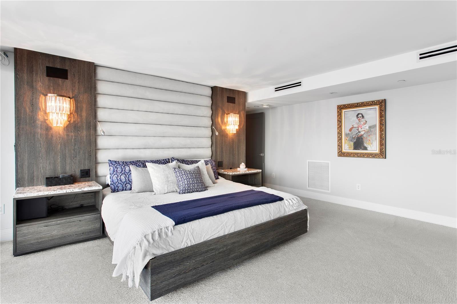 3301 BAYSHORE BLVD #2207B