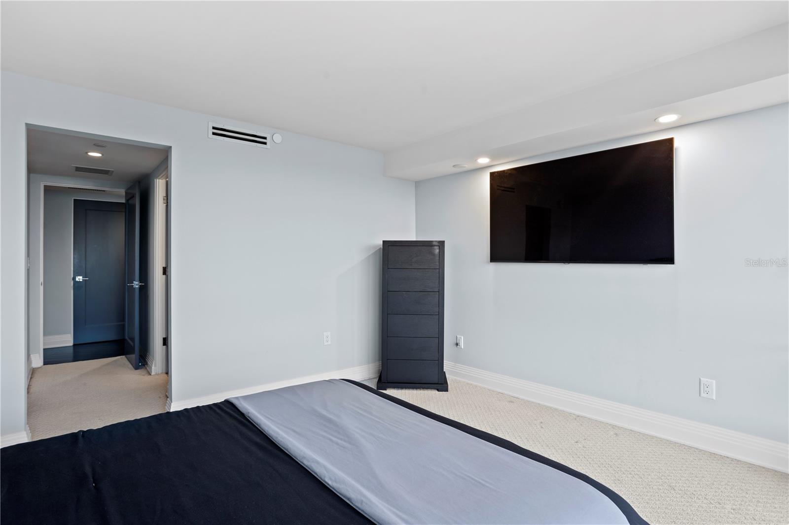 3301 BAYSHORE BLVD #2207B