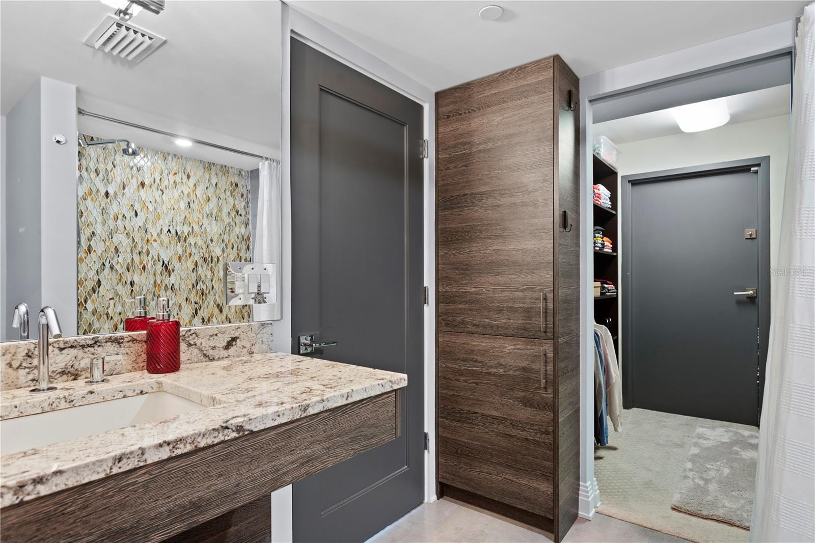 3301 BAYSHORE BLVD #2207B