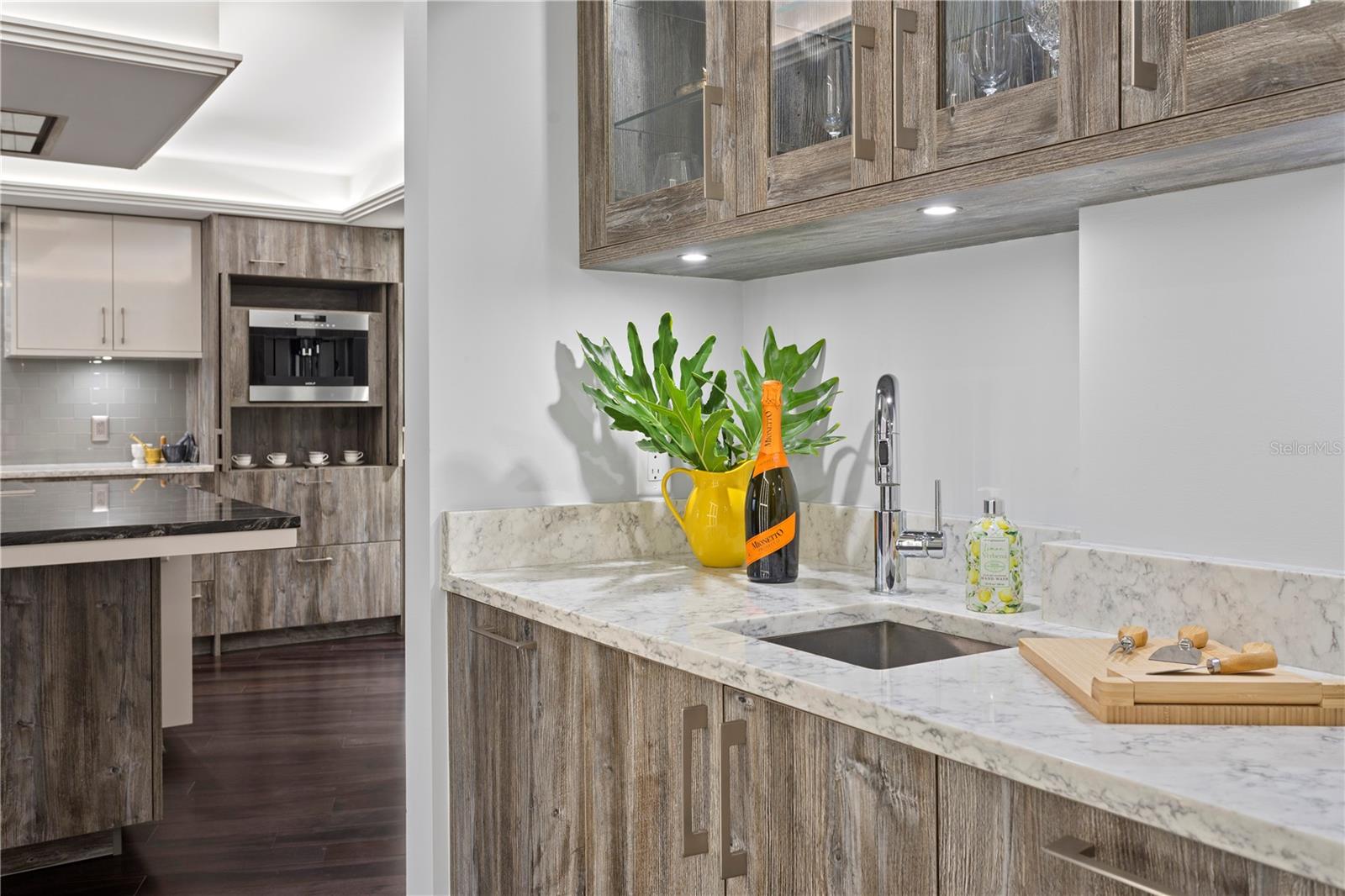 3301 BAYSHORE BLVD #2207B