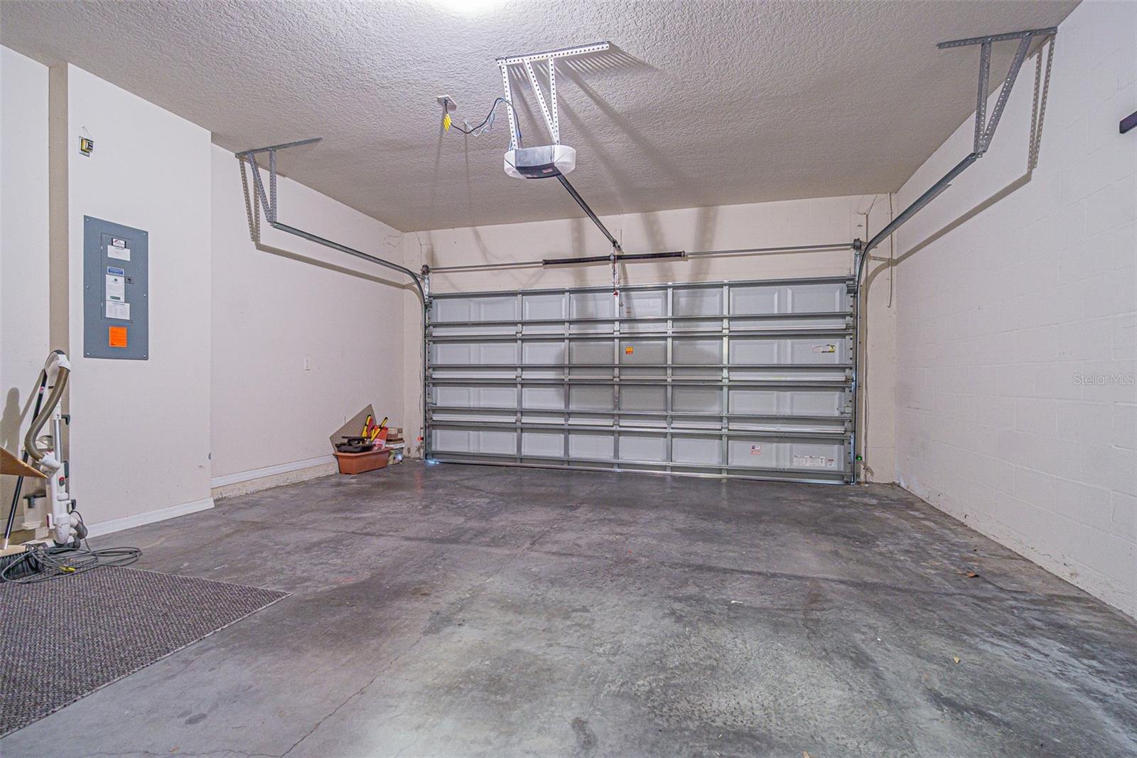 4256 ASHTON MEADOWS WAY