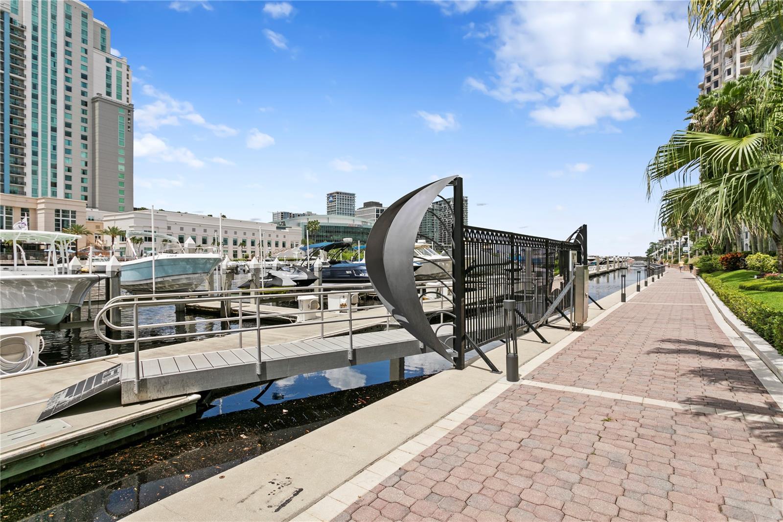 700 S HARBOUR ISLAND BLVD #733
