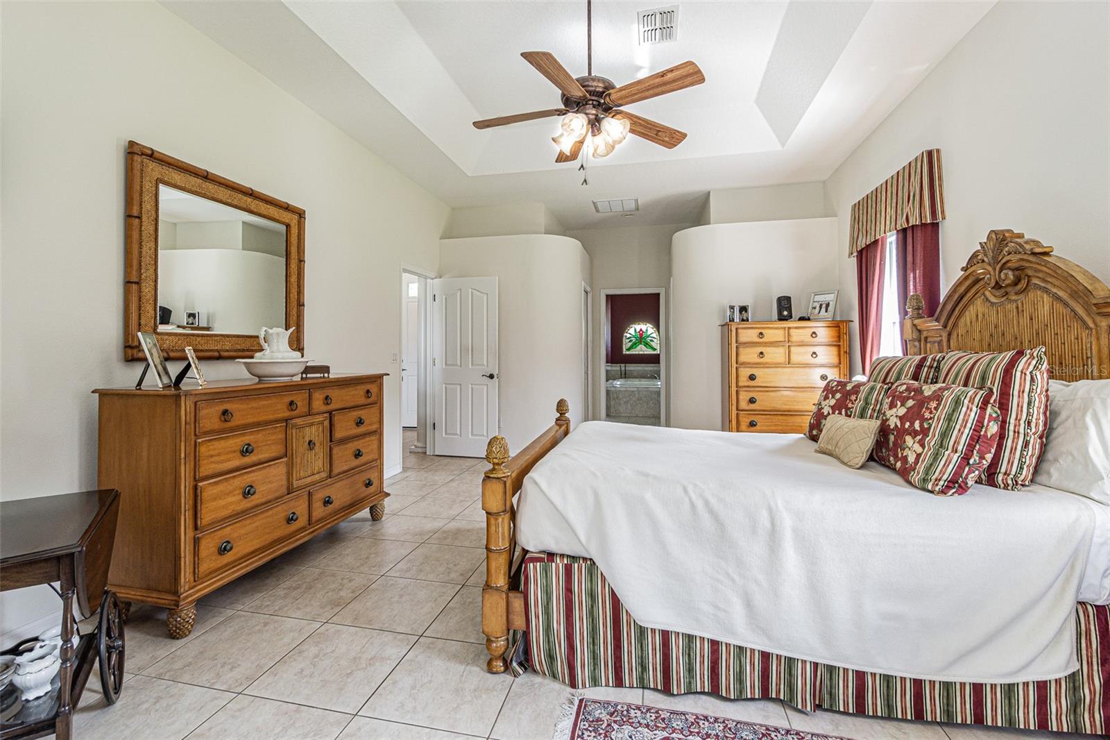 13217 THOROUGHBRED DR