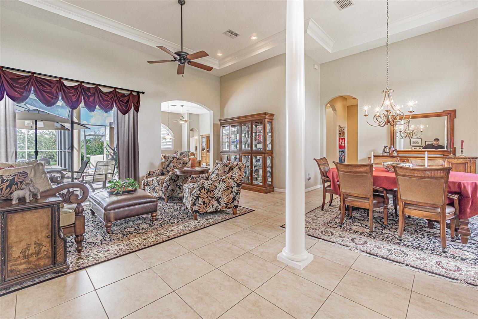 13217 THOROUGHBRED DR