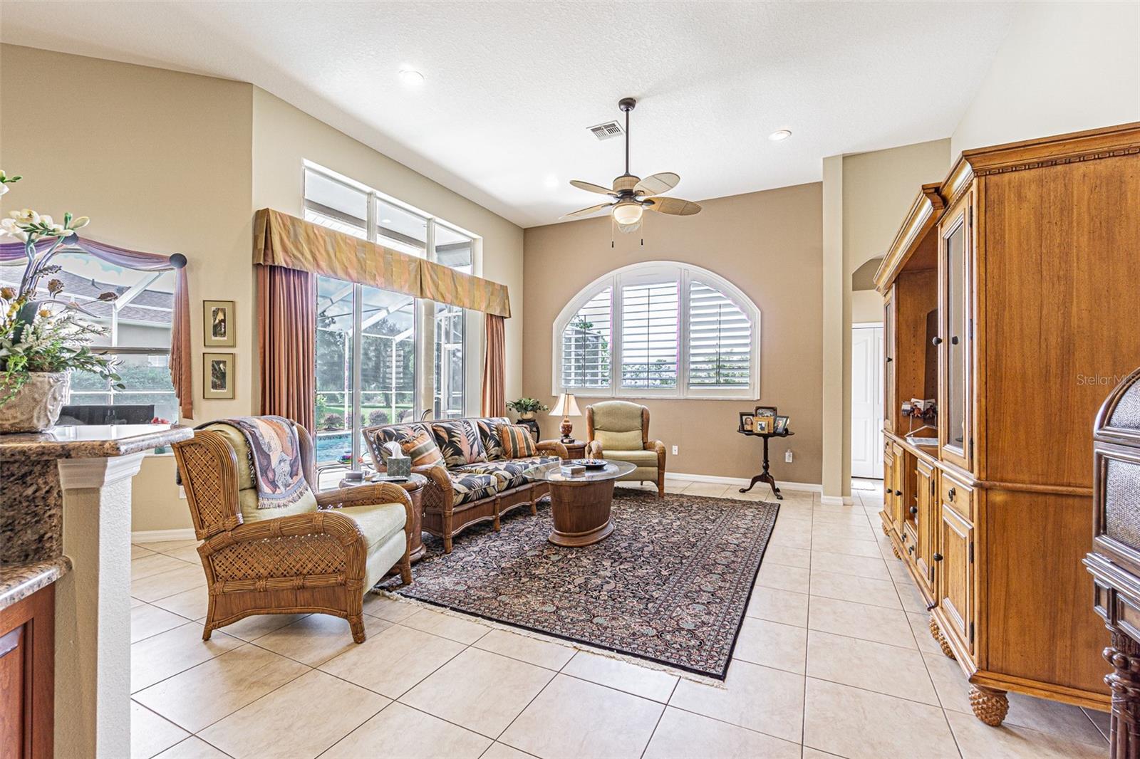 13217 THOROUGHBRED DR