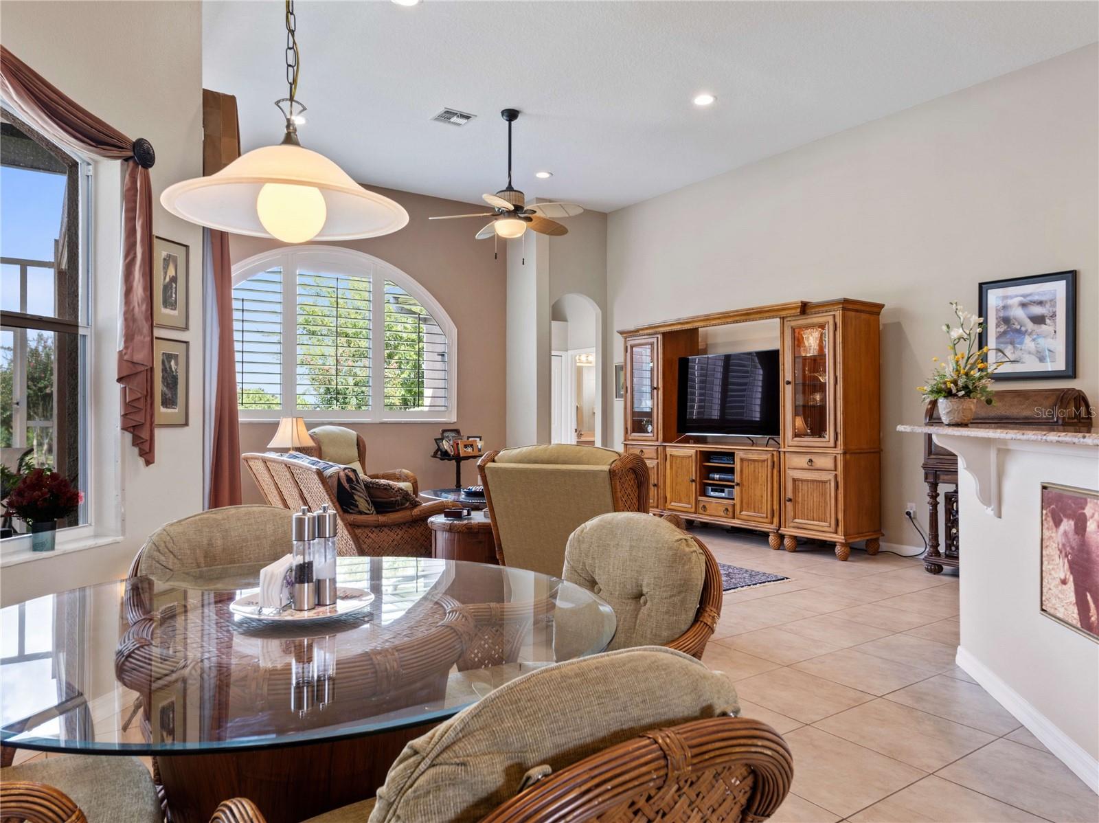 13217 THOROUGHBRED DR