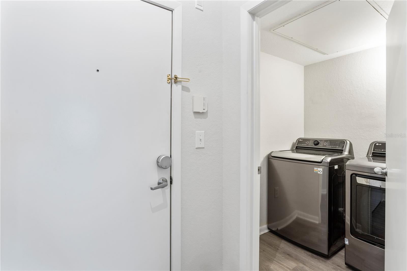 2411 W HORATIO ST #522