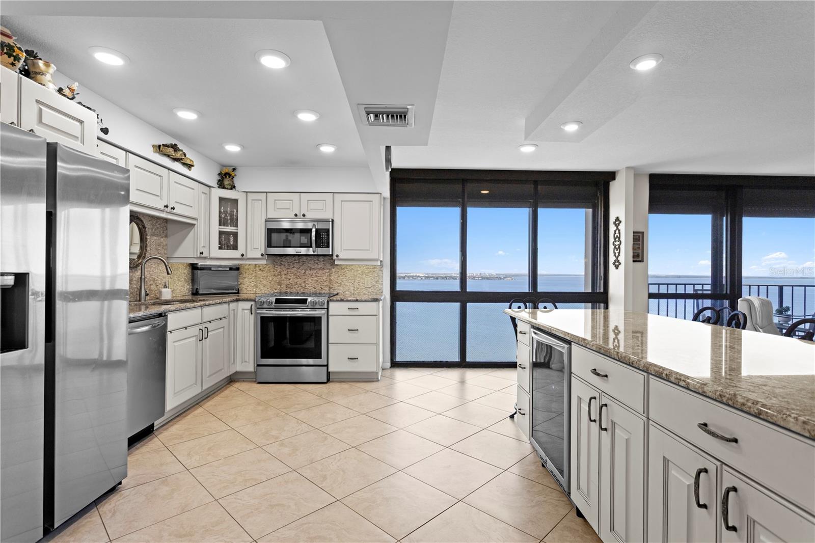 3301 BAYSHORE BLVD #2104D