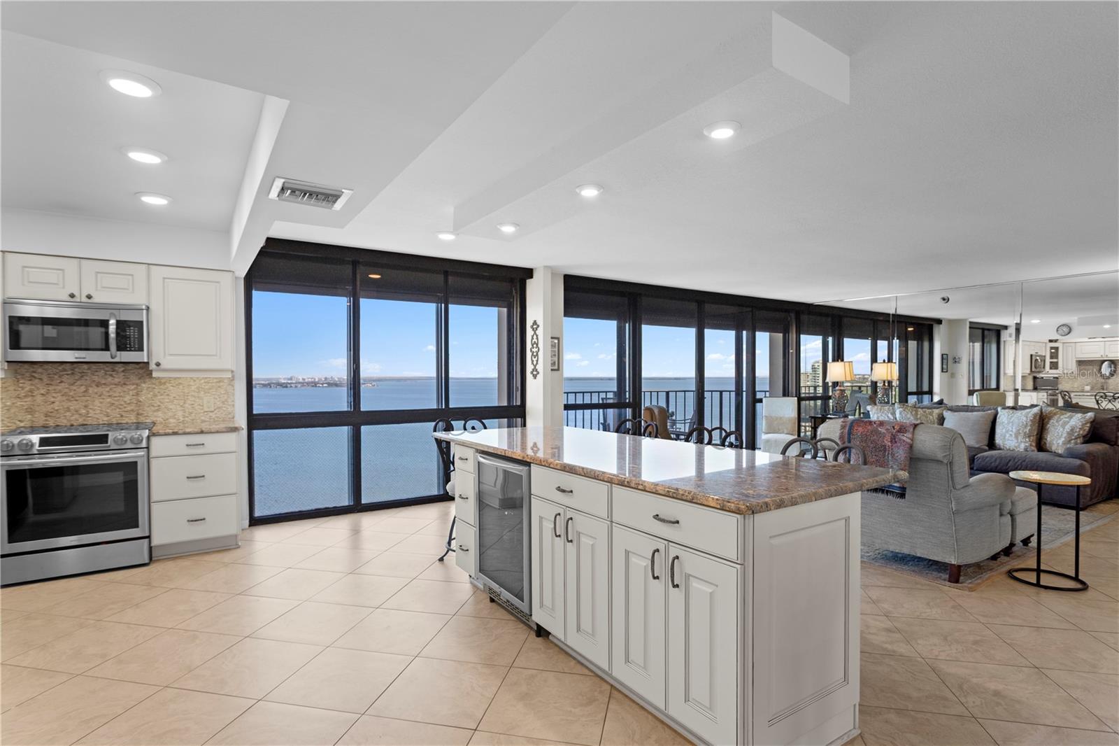 3301 BAYSHORE BLVD #2104D