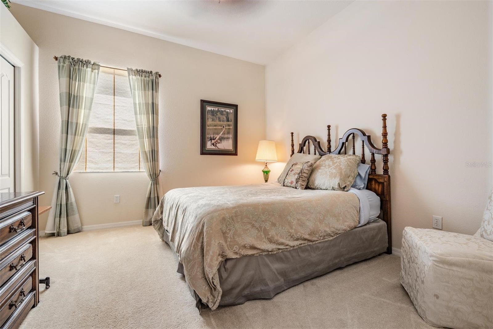 13514 THOROUGHBRED DR