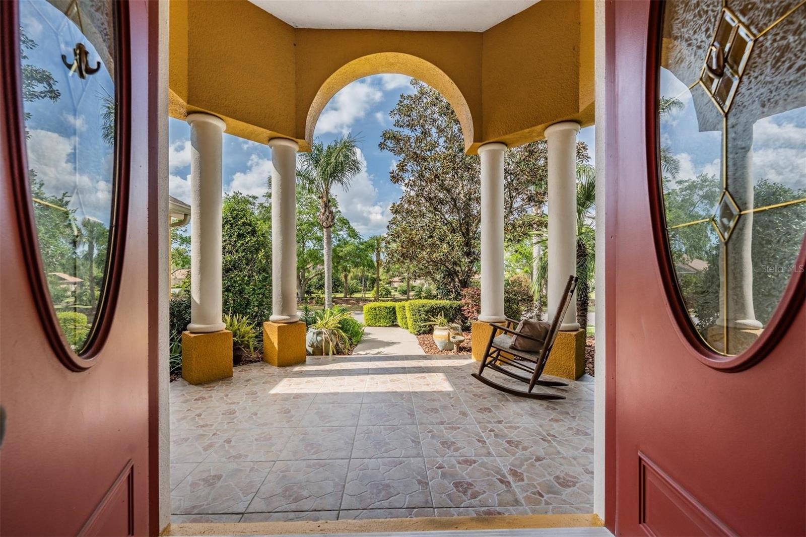 13514 THOROUGHBRED DR