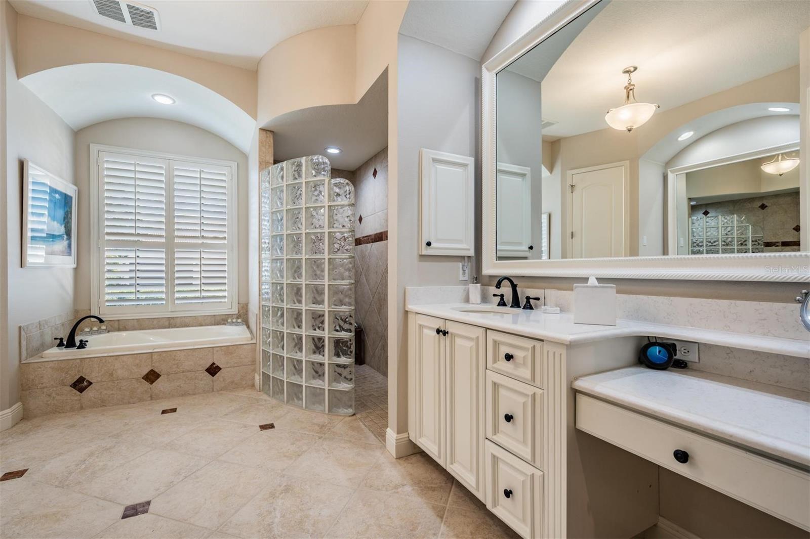 6915 BRIER CREEK CT